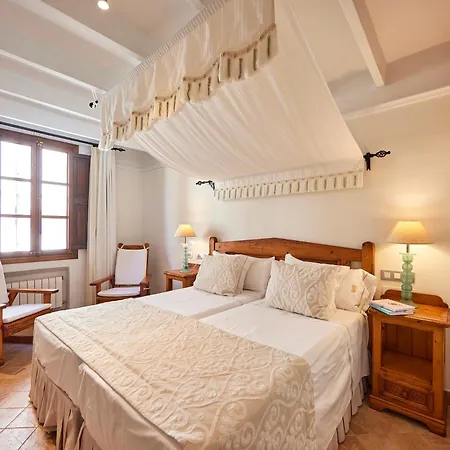 Otel Son Sant Jordi 4*