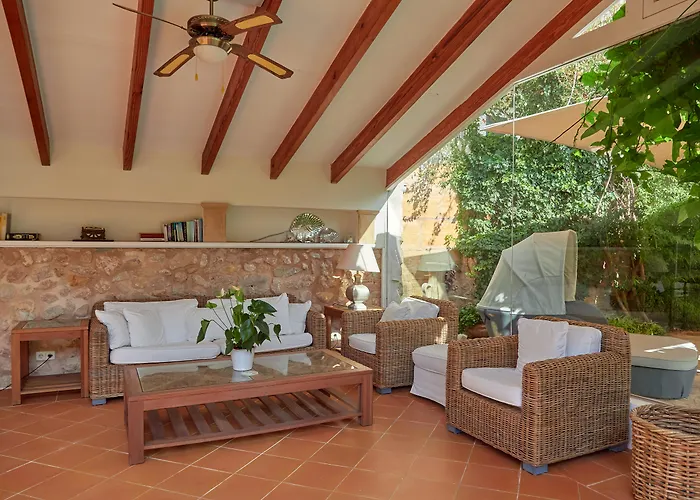 Son Sant Jordi Отель